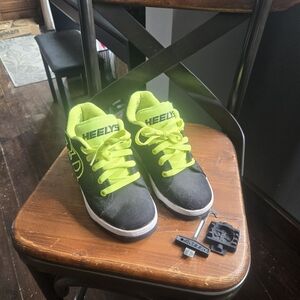 Heelys Black & Neon Green Kids' Skate Shoes